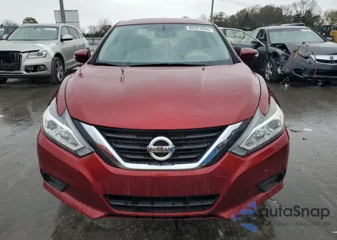 2017 Nissan Altima 2.5 z USA, uszkodzony, nr VIN 1N4AL3AP9HC498644